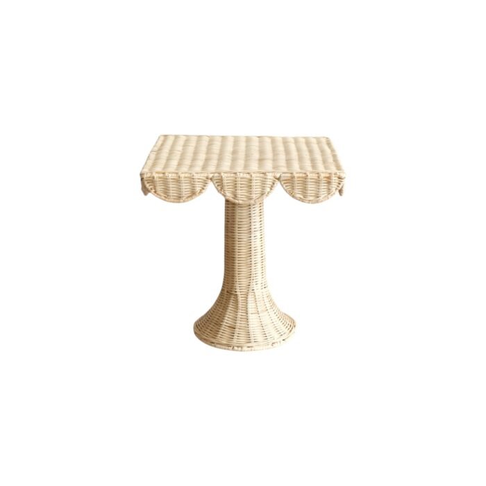 SCALLOP DECOR FOR TABLE